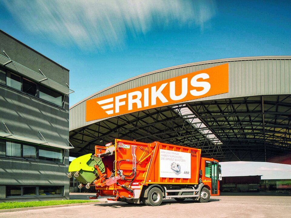 FRIKUS Abfallsammelfahrzeug am Firmengelände FRIKUS in Premstätten.